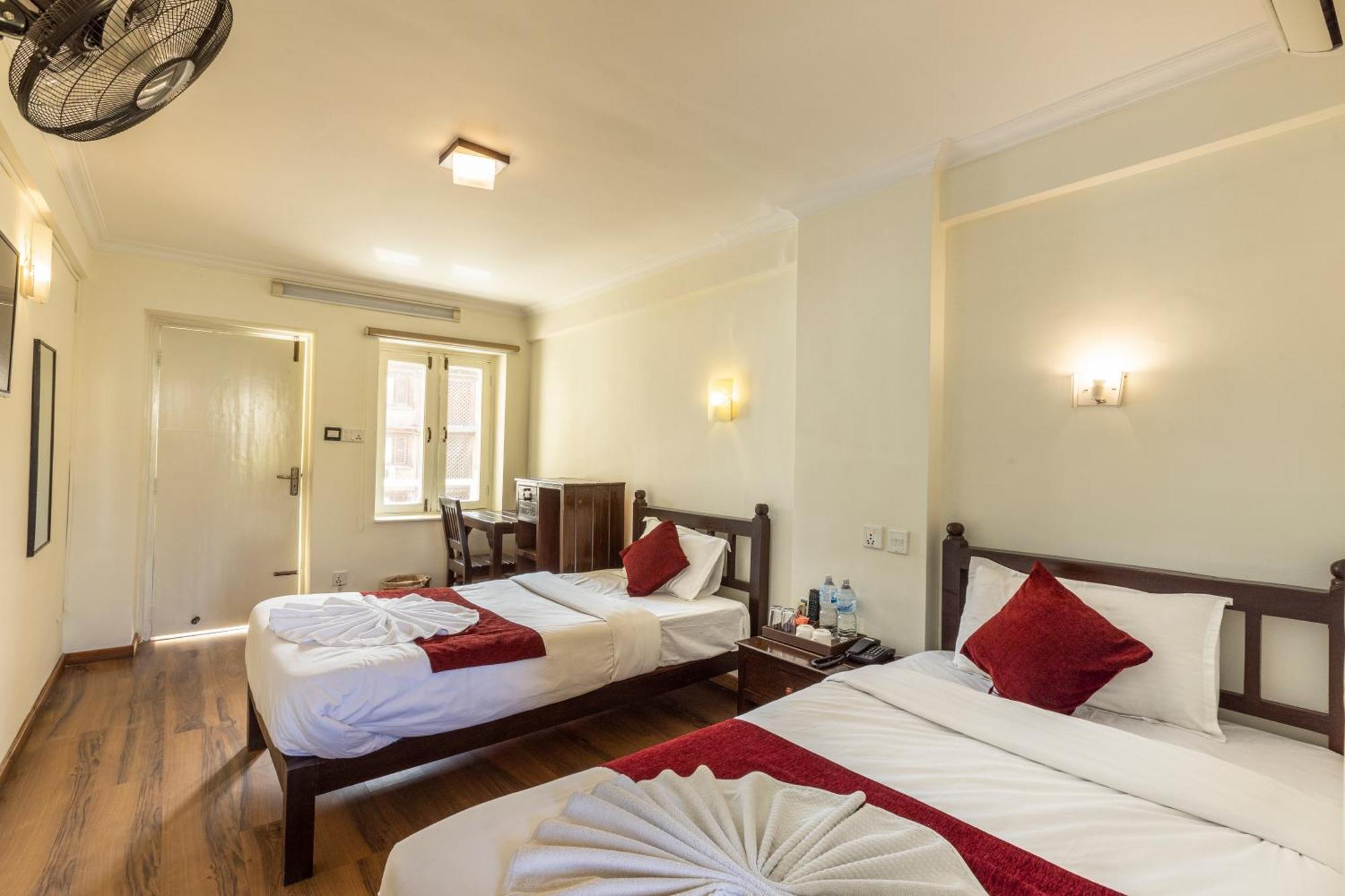 Hotel Highlander, Thamel Kathmandu Exterior photo