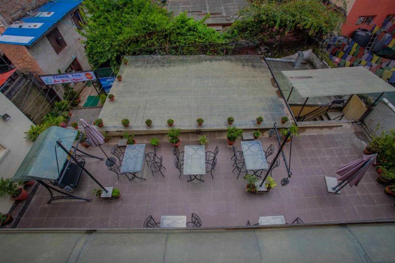 Hotel Highlander, Thamel Kathmandu Exterior photo